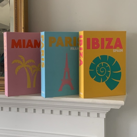 Colorful City-Themed Decorative Book Set set of 3 Preppy Room Decor Aesthetic - Picture 1 of 11